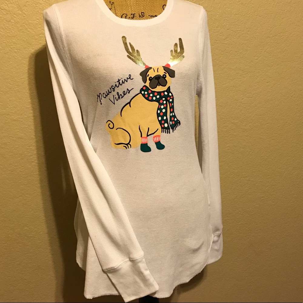Old navy waffle long sleeve T-shirt. Christmas 🎄